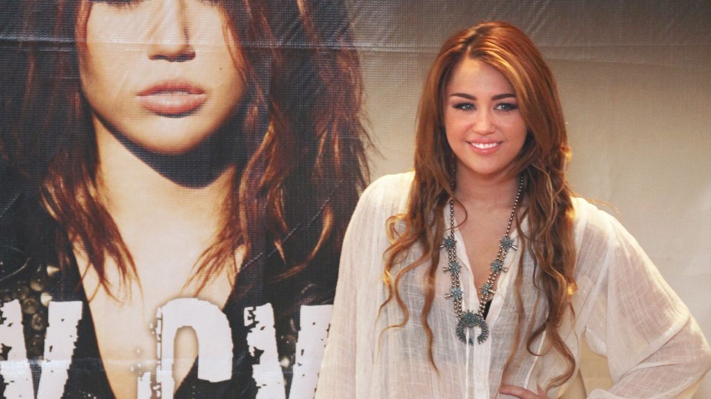 Miley Cyrus cumple 21 años