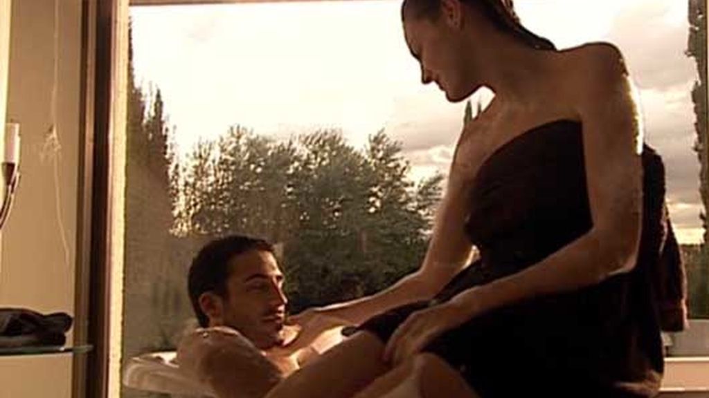 Primera noche de amor