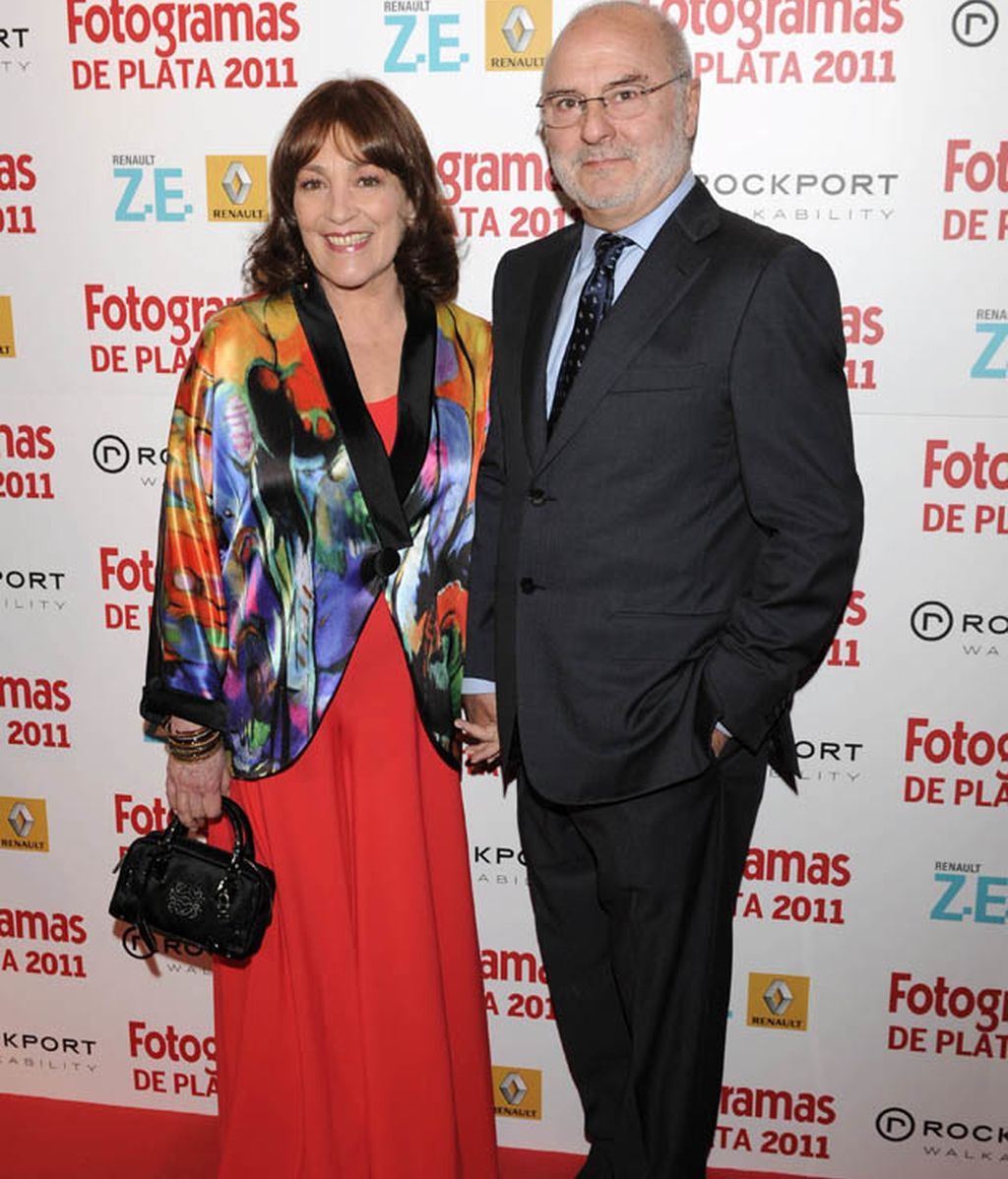 Elena Anaya enseñando hombros en la gala Fotogramas...