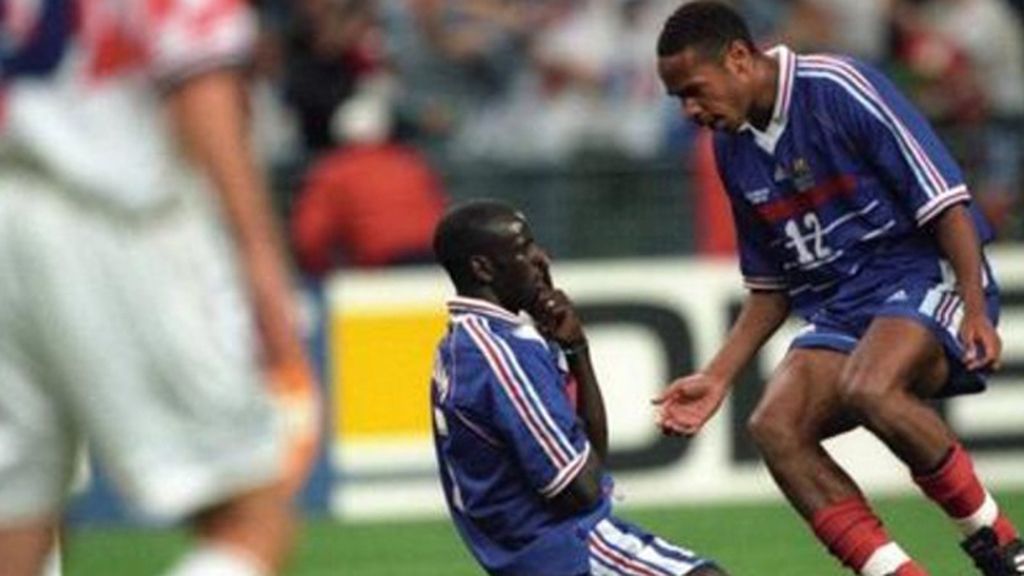 La sentada de Thuram en Francia '98