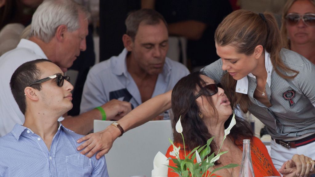 Los de Mónaco hacen una versión 'casual' del banquete nupcial