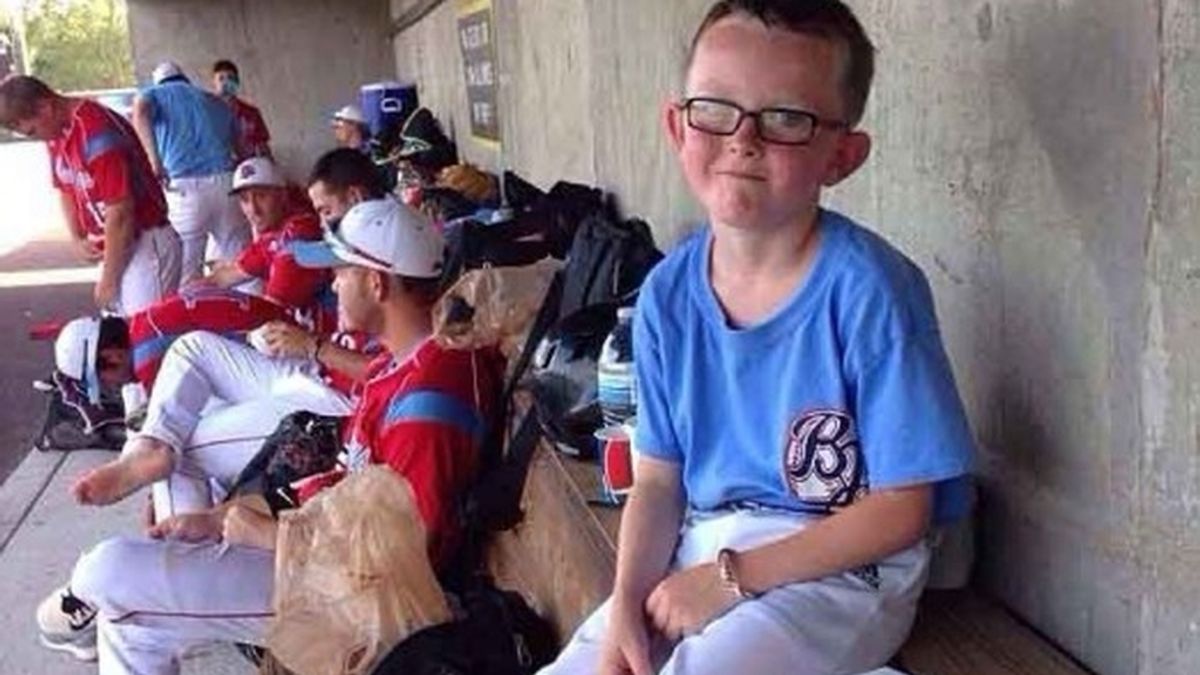 Un niño de nueve años muere tras ser golpeado por una pelota de béisbol