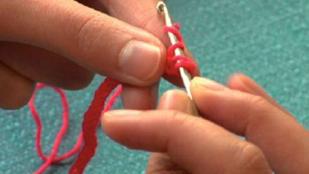 Tricotosas 33: Broche de ganchillo