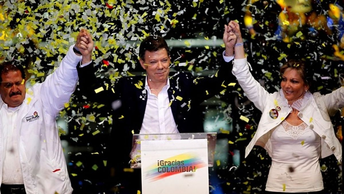 Santos gana las elecciones en Colombia
