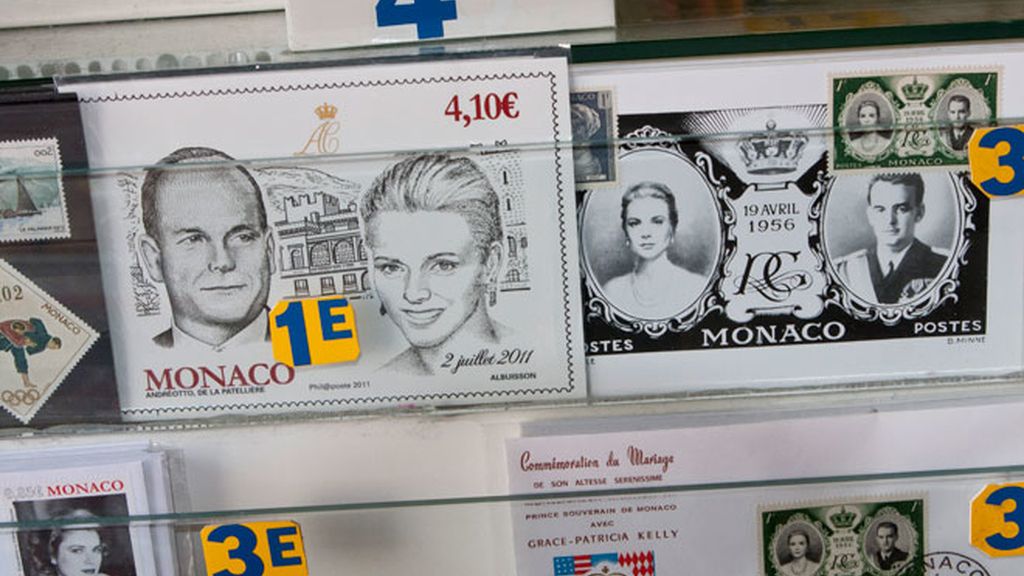 Los souvenirs con motivo del enlace entre Alberto de Mónaco y Charlene Wittstock