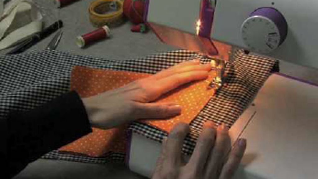 La primera lección de Tricotosas: mandil costurero