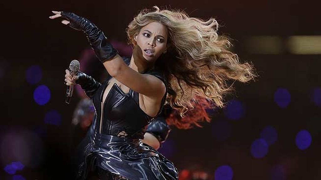 Beyoncé y Alicia Keys funden los plomos de América en la Super Bowl