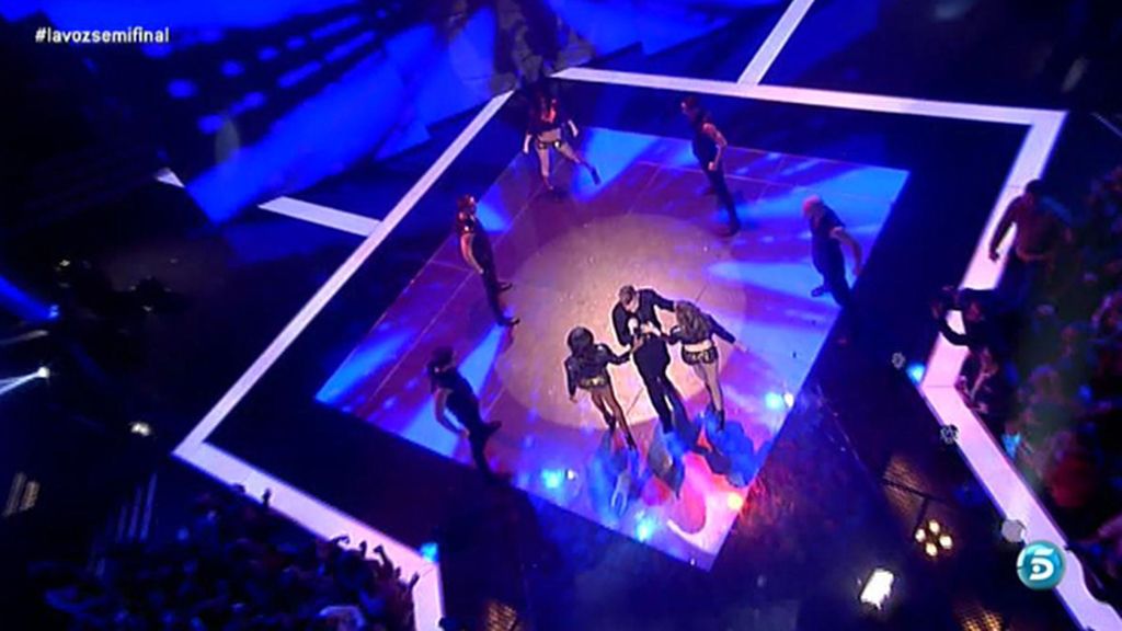 Ricky Martin y su pantalón baggy