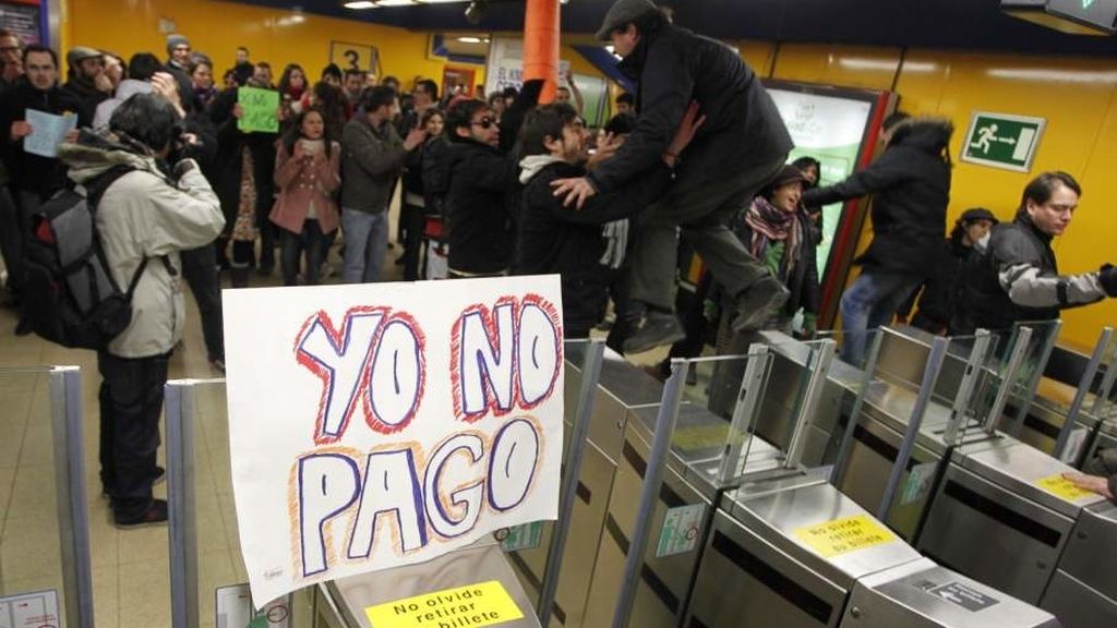 #YoNOpago, los ciudadanos de Madrid se revelan al 'tarifazo' del Metro