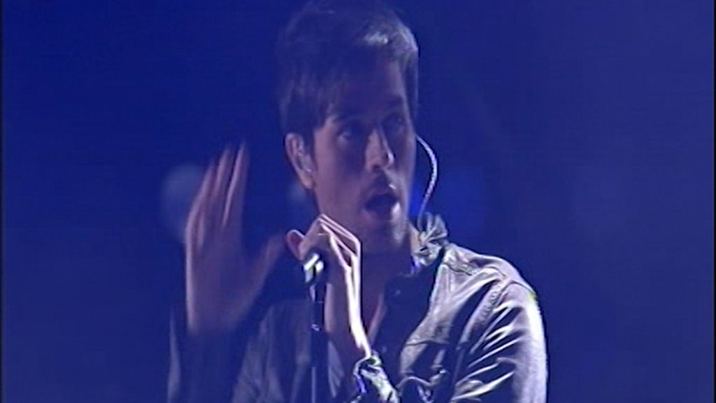 Enrique y Shakira, los 'más mejor' de los Premios 40