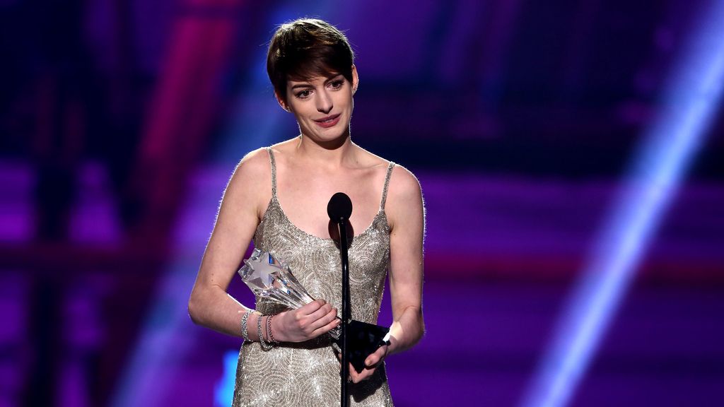 Anne Hathaway, Mejor Actriz de Repatro por 'Los Miserables'