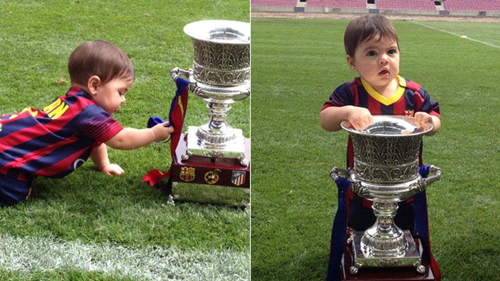 Shakira y Milán viendo jugar a Piqué