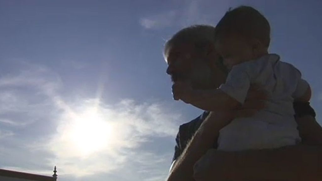 La familia siria acogida por Cayetano Martínez de Irujo