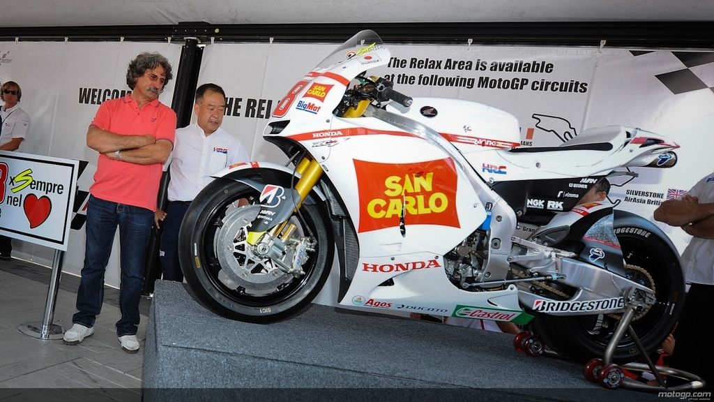 Paolo Simoncelli, emocionado