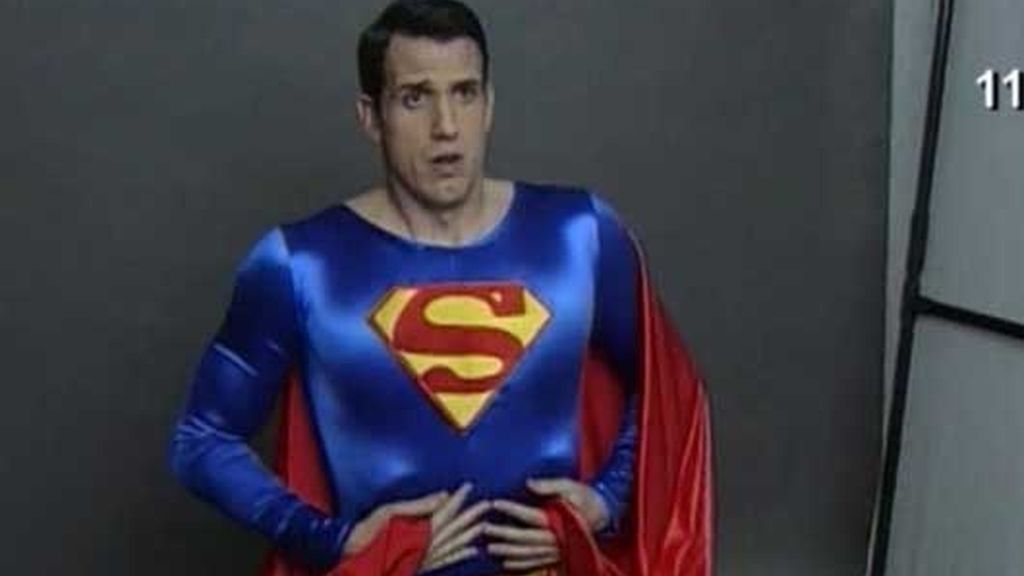 Óscar Martínez sobrevuela la capital