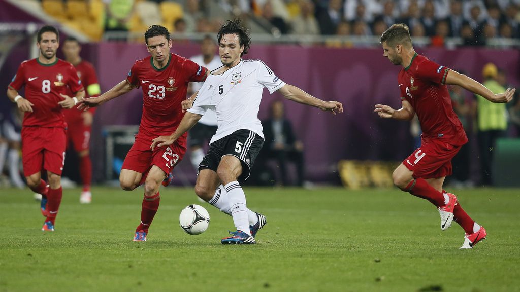 M.Gómez gana la partida a C.Ronaldo