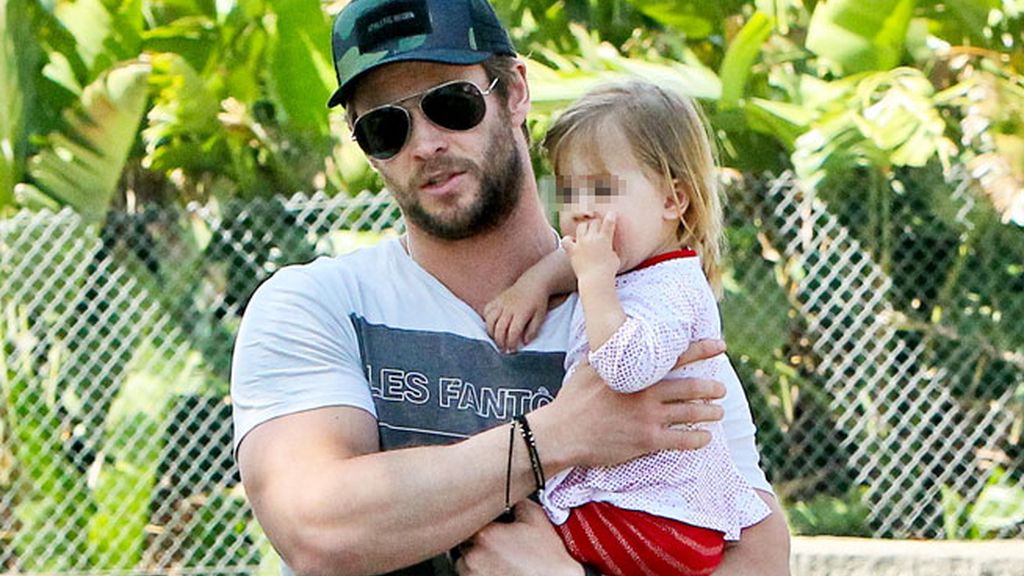 chris hemsworth
