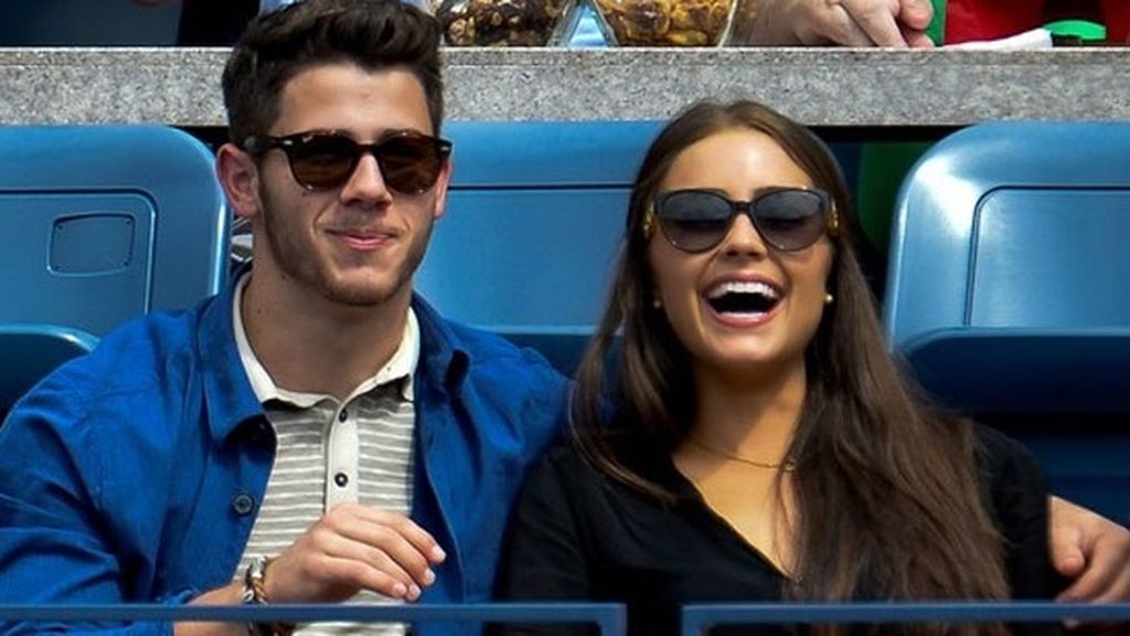 Nick Jonas tiene novia nueva: se llama Olivia Culpo, es Miss Universo y no para de besarla