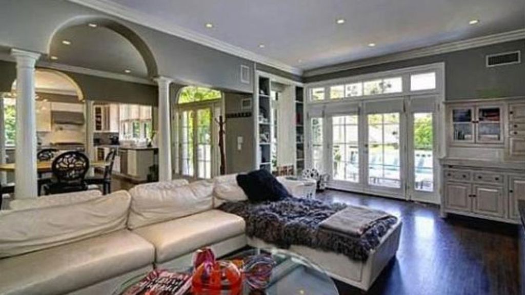El salon de la casa de Heigl