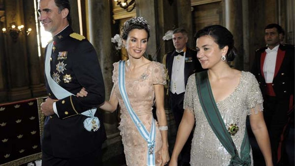 Los príncipes de Asturias, en el banquete