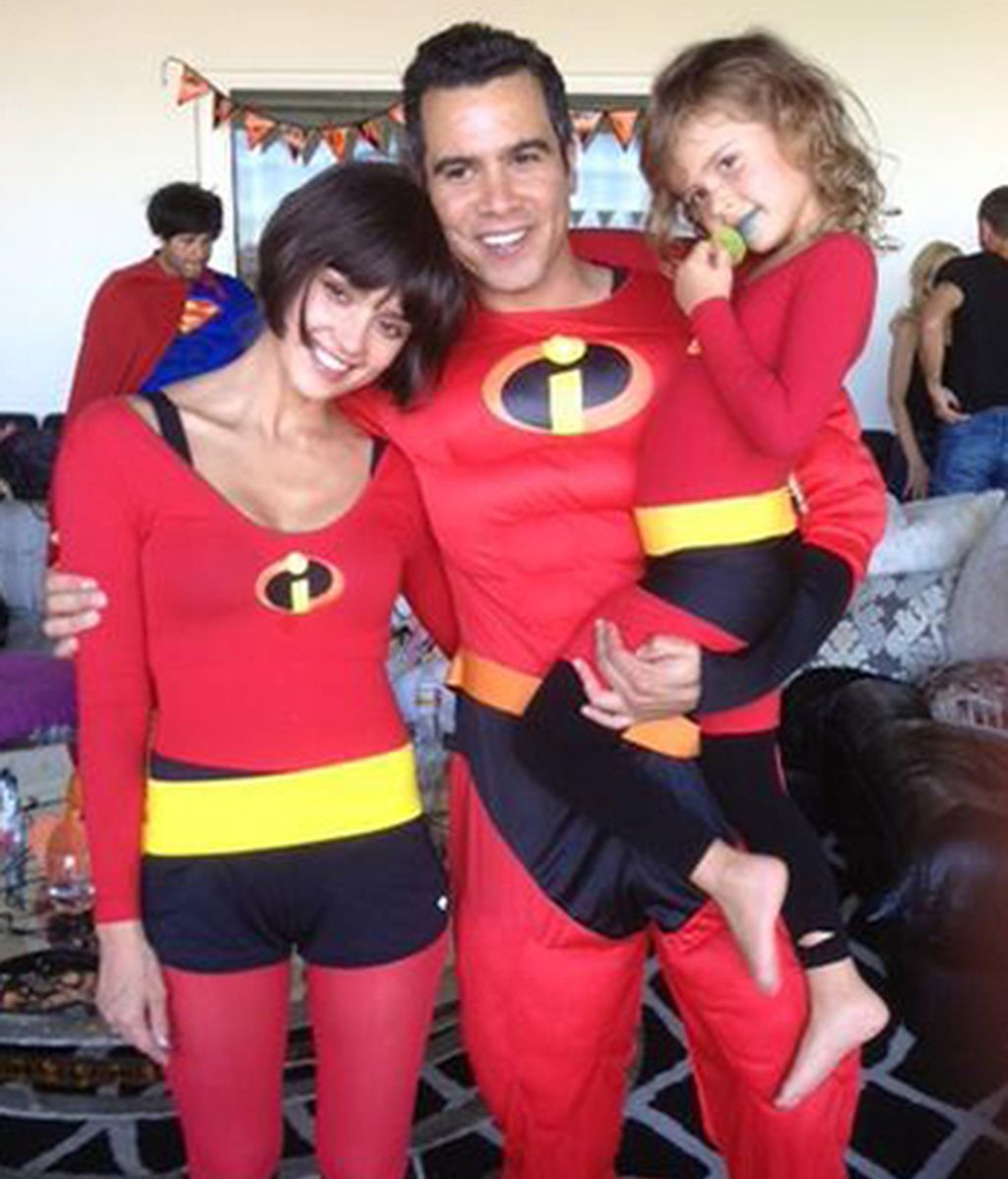 Jessica Alba y familia de "Los Increíbles"
