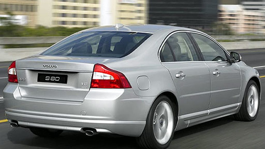 Volvo S80 V8