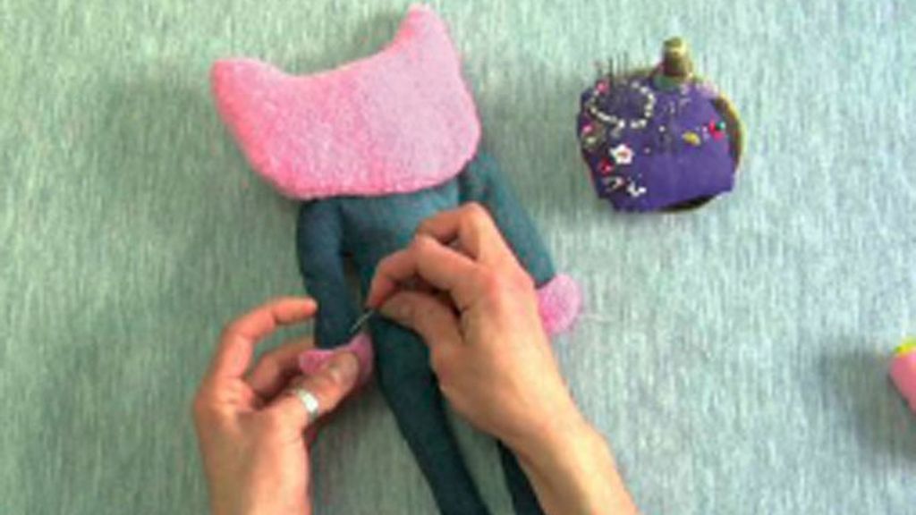 Tricotosas 38: Muñeco de tela