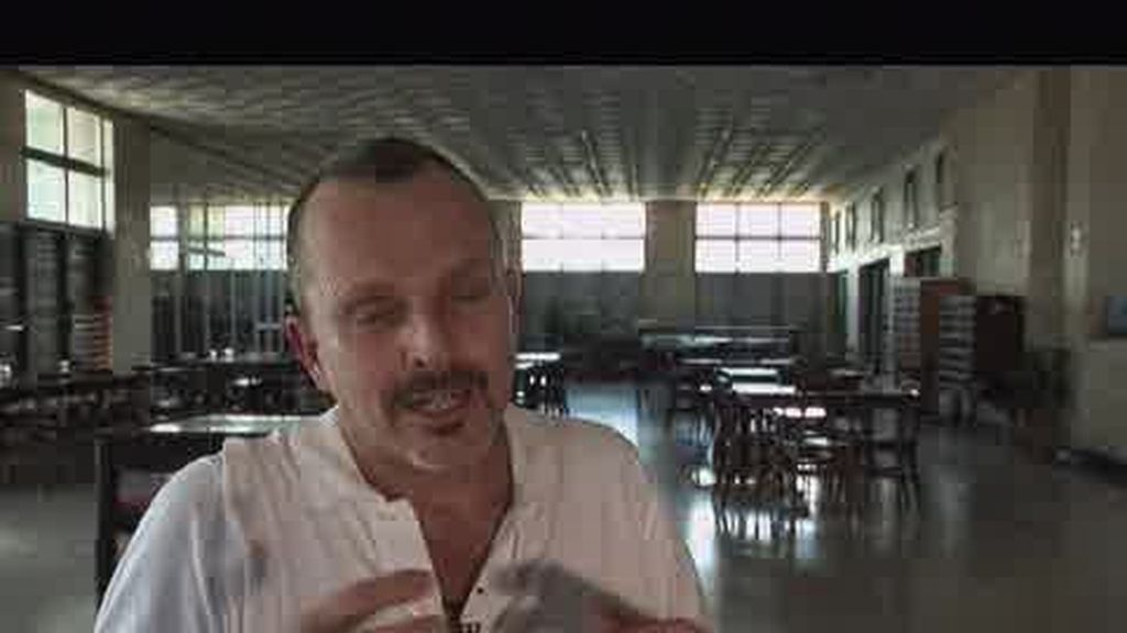 EXCLUSIVA: Entrevista con Miguel Bosé en el Concierto de Paz Sin Fronteras (segunda parte)