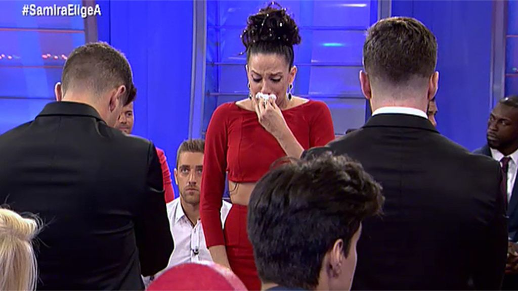 Adrián abandona el plató destrozado