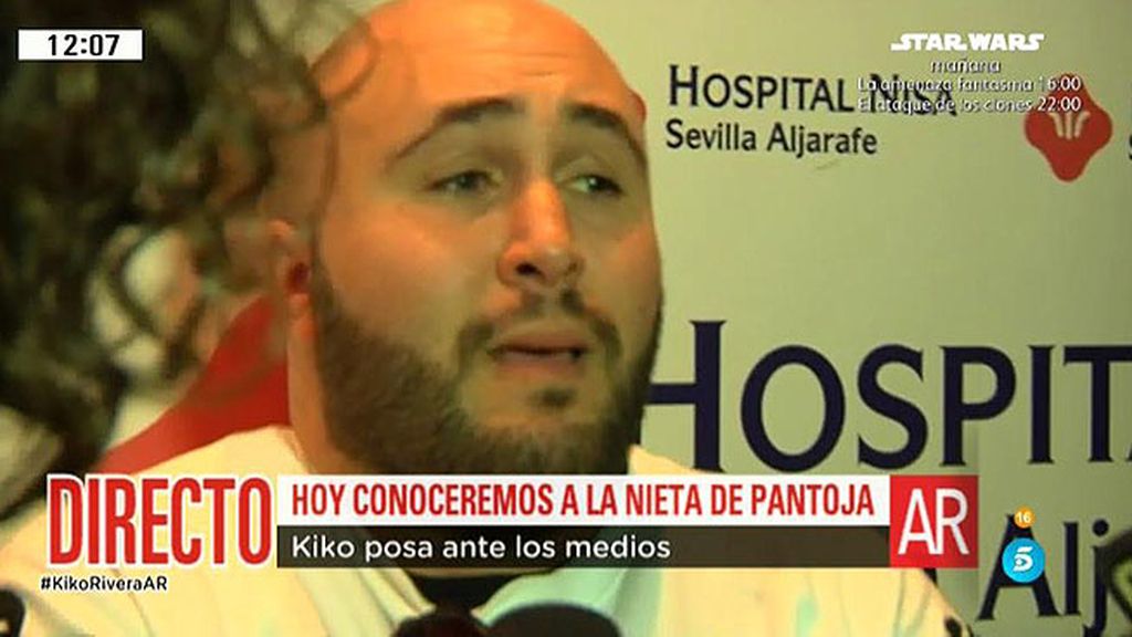 Irene y la niña no han hecho su aparición en el photocall