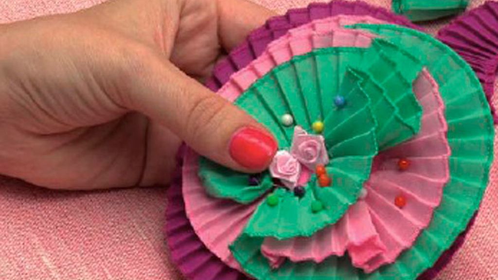 Tricotosas 36: Tocado velo jaula