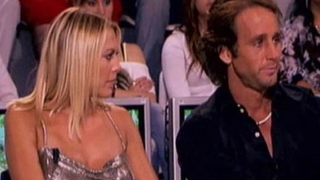 Daniela Blume, muy atenta de Escassi