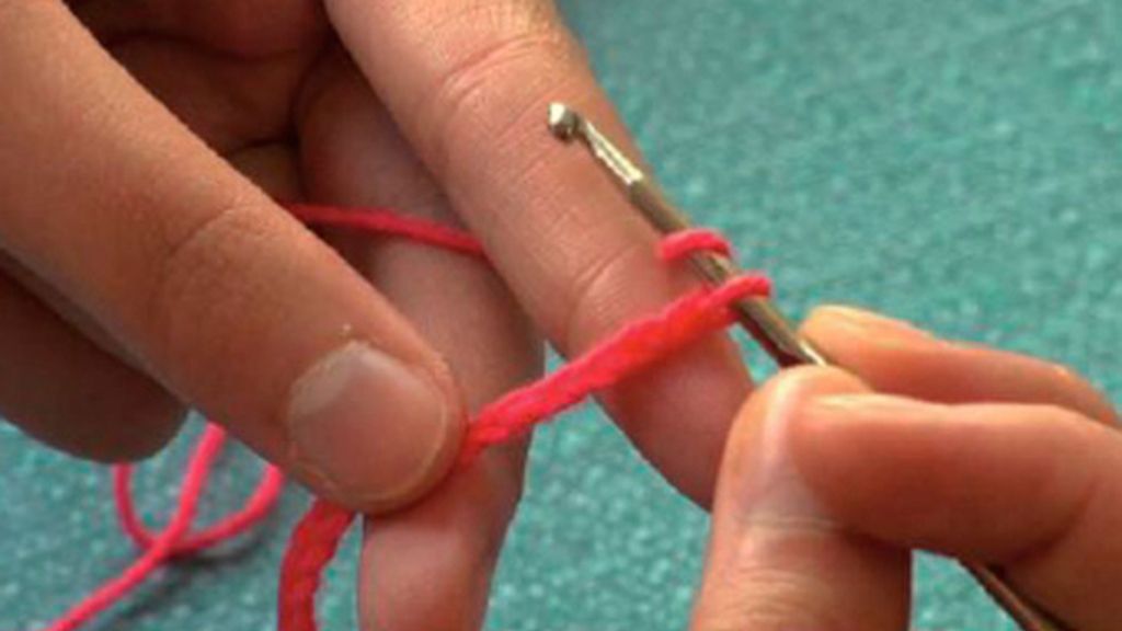 Tricotosas 33: Broche de ganchillo