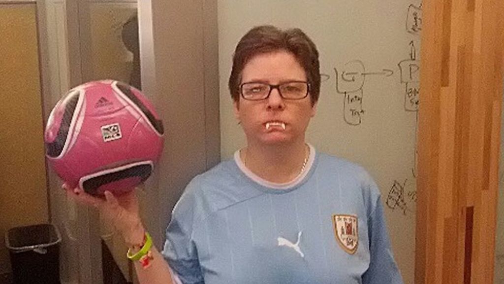 Muchos aprovecharon la noche de Halloween para sacar los dientes