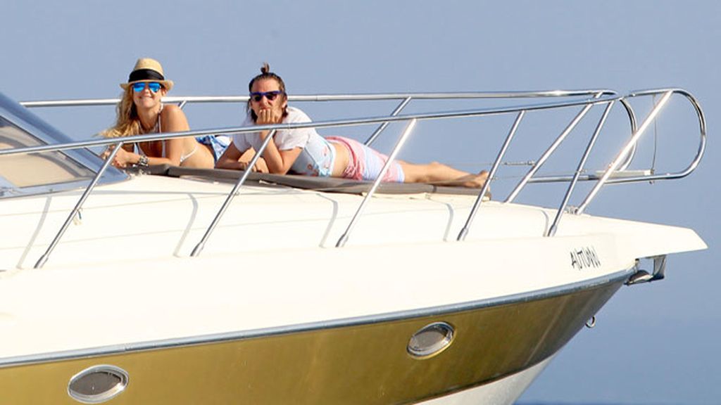 Kate Hudson y el cantante Matt Bellamy, en Ibiza