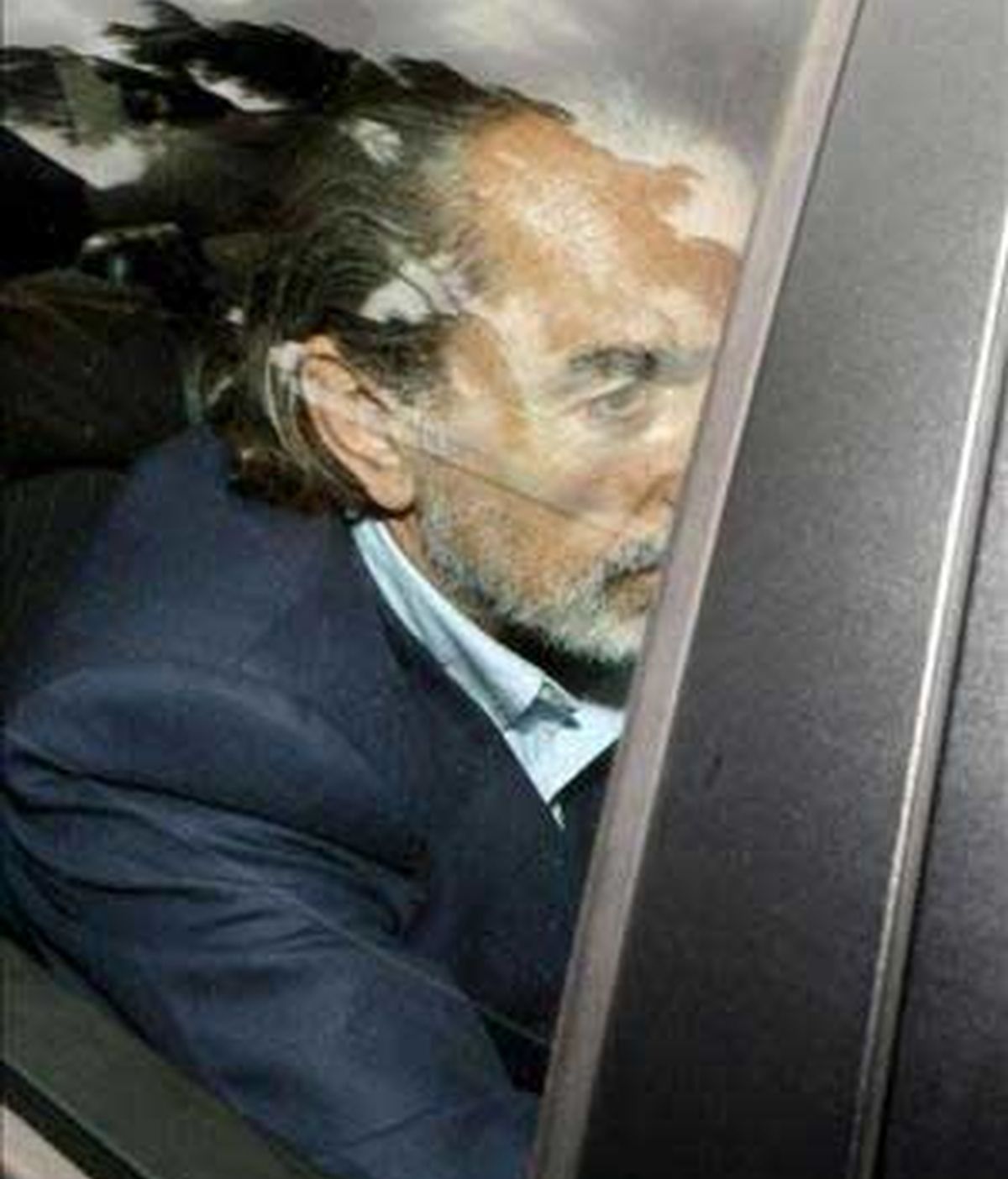 Los tentáculos de Correa en el partido se fueron extendiendo con la llegada de los viajes internacionales junto a Aznar. Vídeo: Informativos Telecinco