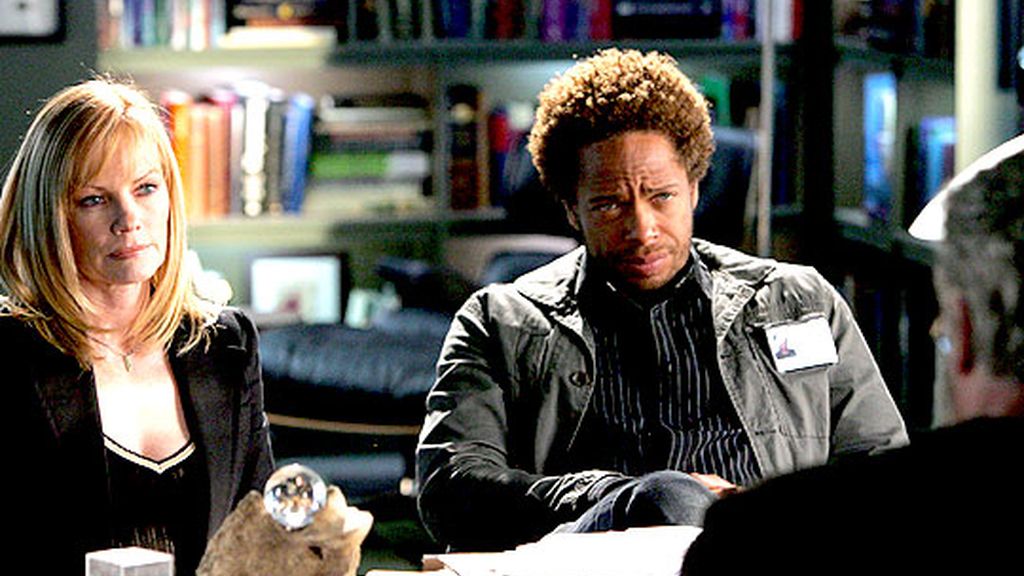 Cap. 15, T.7: 'La ley de la gravedad'