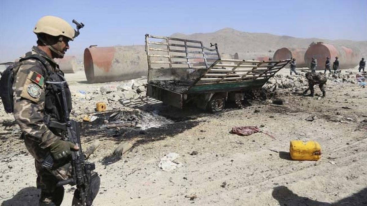 Al menos siete muertos en el ataque talibán al aeropuerto de Kabul