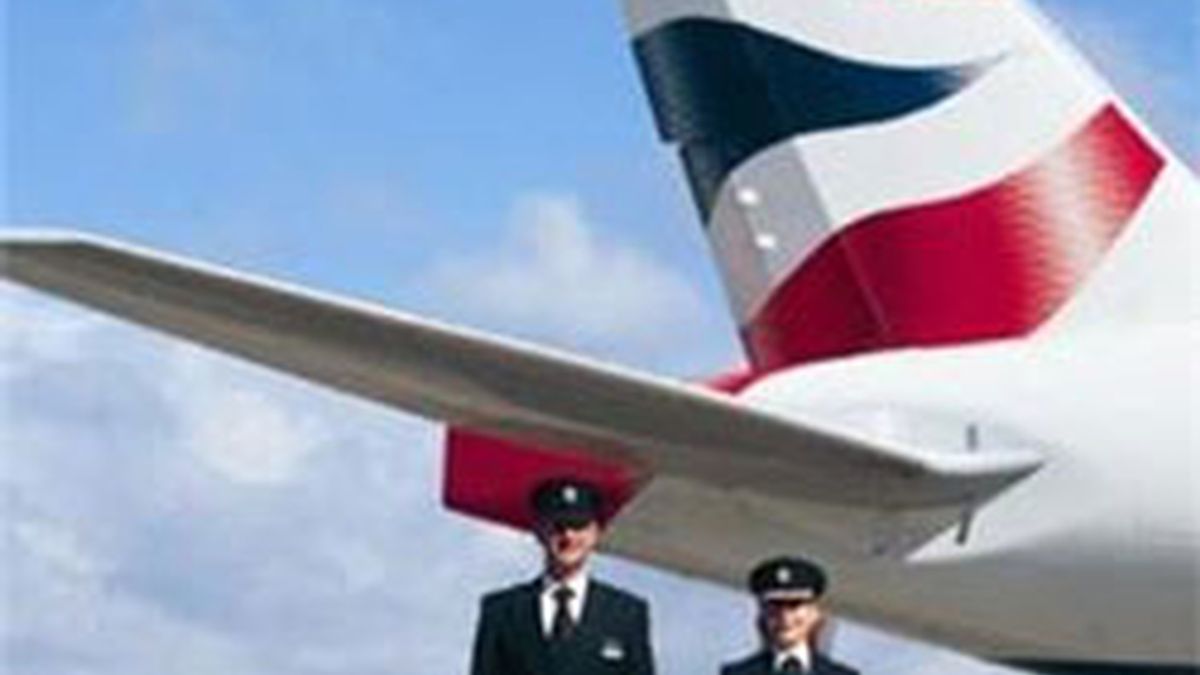 El consejero delegado de British Airways, Willie Walsh, renunció a cobrar su salario correspondiente a julio. Foto: Archivo.
