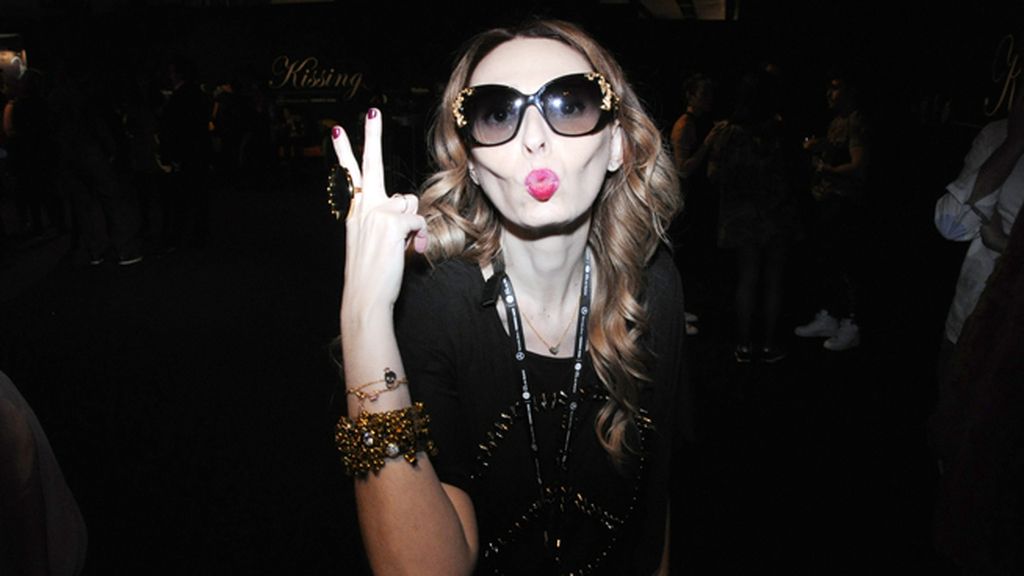 Jana Glamurama lució un nuevo look para el desfile de Amaya Arzuaga