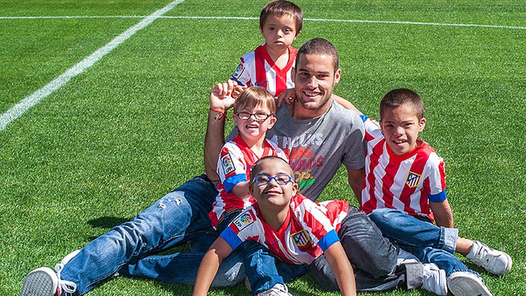 Cayetano Rivera, Rosario y Mario Suárez, solidarios con los niños Síndrome de Down