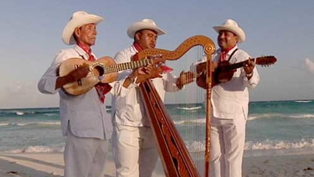 Mariachis playeros