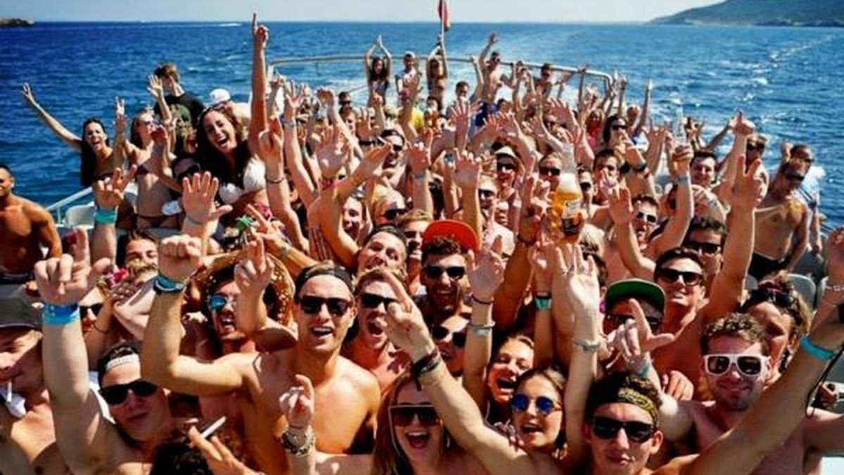Una boat party en Ibiza