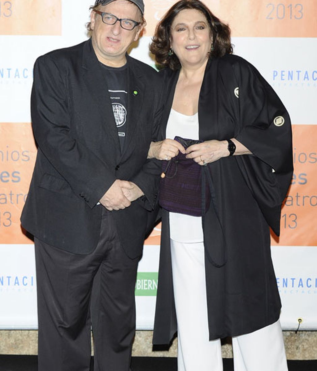 Adriana Ugarte, Ana Milán y otros looks romanos de los Premios Ceres de Teatro