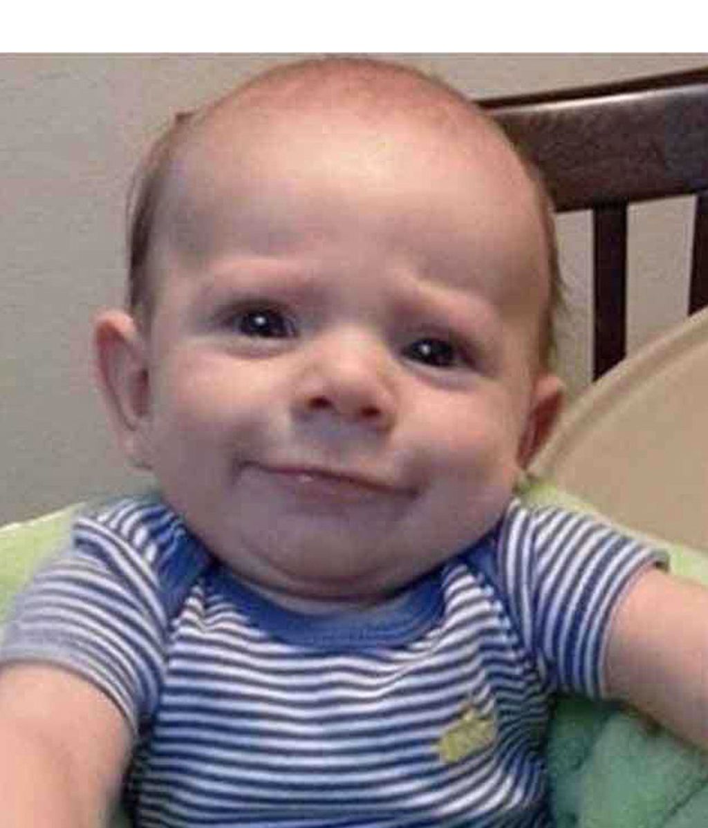 Recién nacidos con líneas de expresión