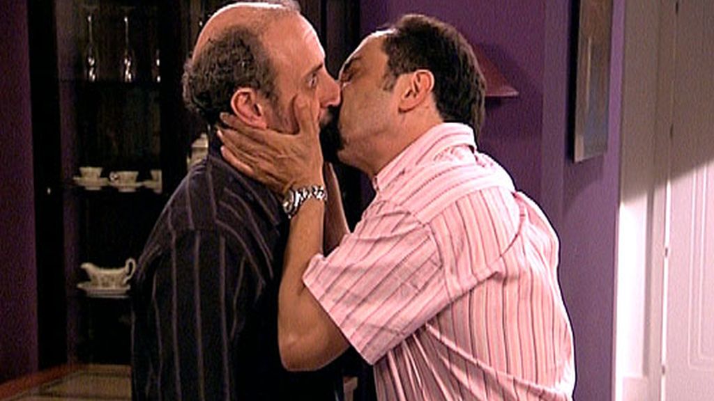 Cap. 15, T.2: 'Un robo, un bolso y una cooperativa del cannabis'