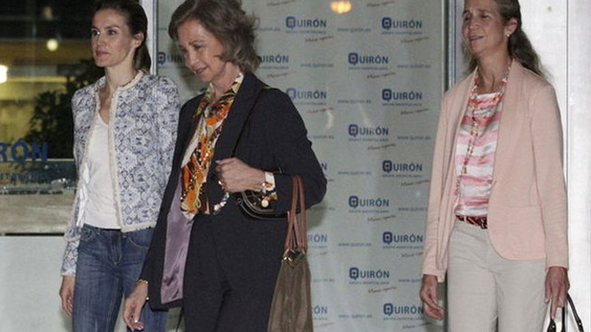 La Reina, Letizia y la Infanta Elena son las que más se aprietan el cinturón