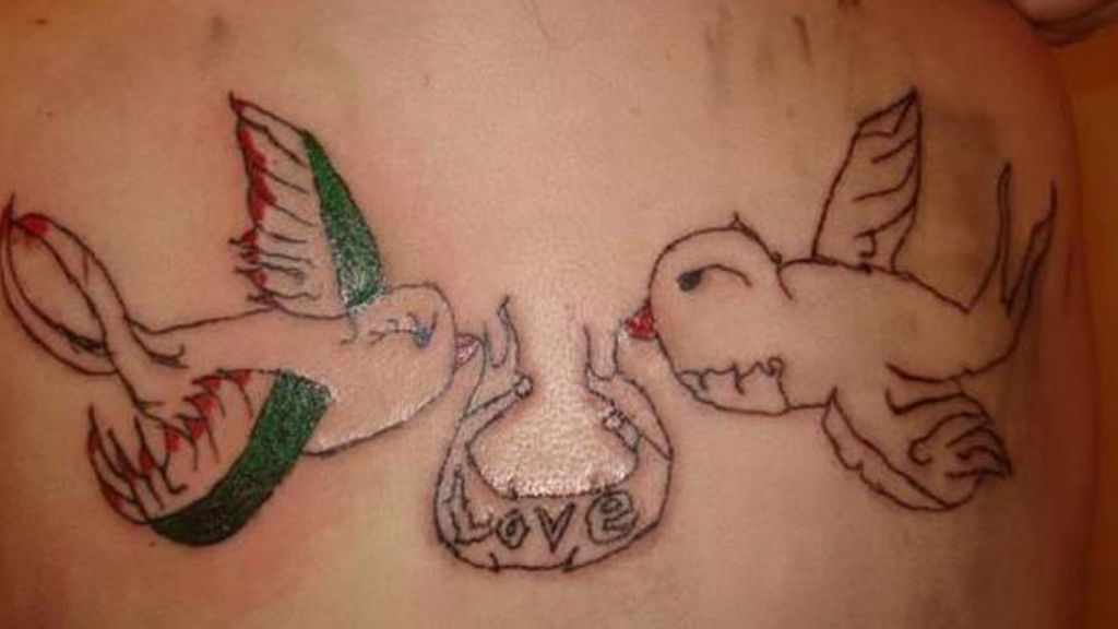 Cuando te tatúa un ‘chapucero’
