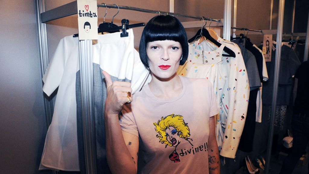 Bimba Bosé momentos antes de abrir el desfile de Davidelfin.