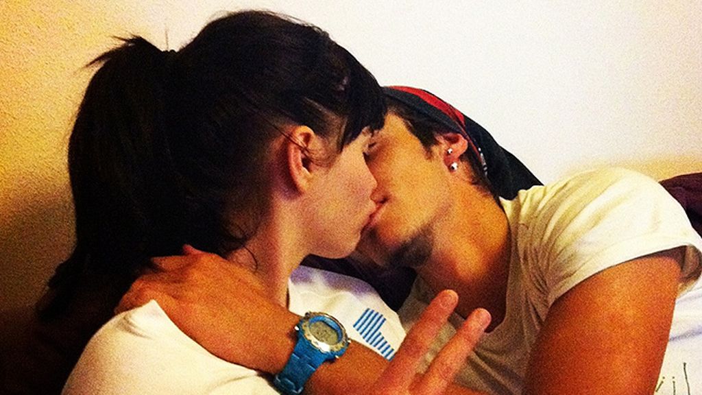 Joel Bosqued y Andrea Duro, prometidos en el primer aniversario de su amor